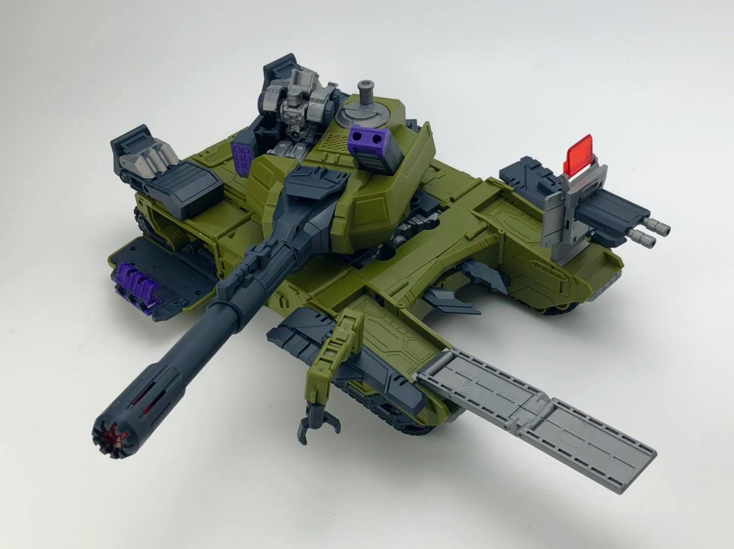 FANS HOBBY MB-17 MEG-TYRANNO アルマダメガトロン風 FansHobby FH MB-17 Armada Meg-Tyranno Action Figure Robot